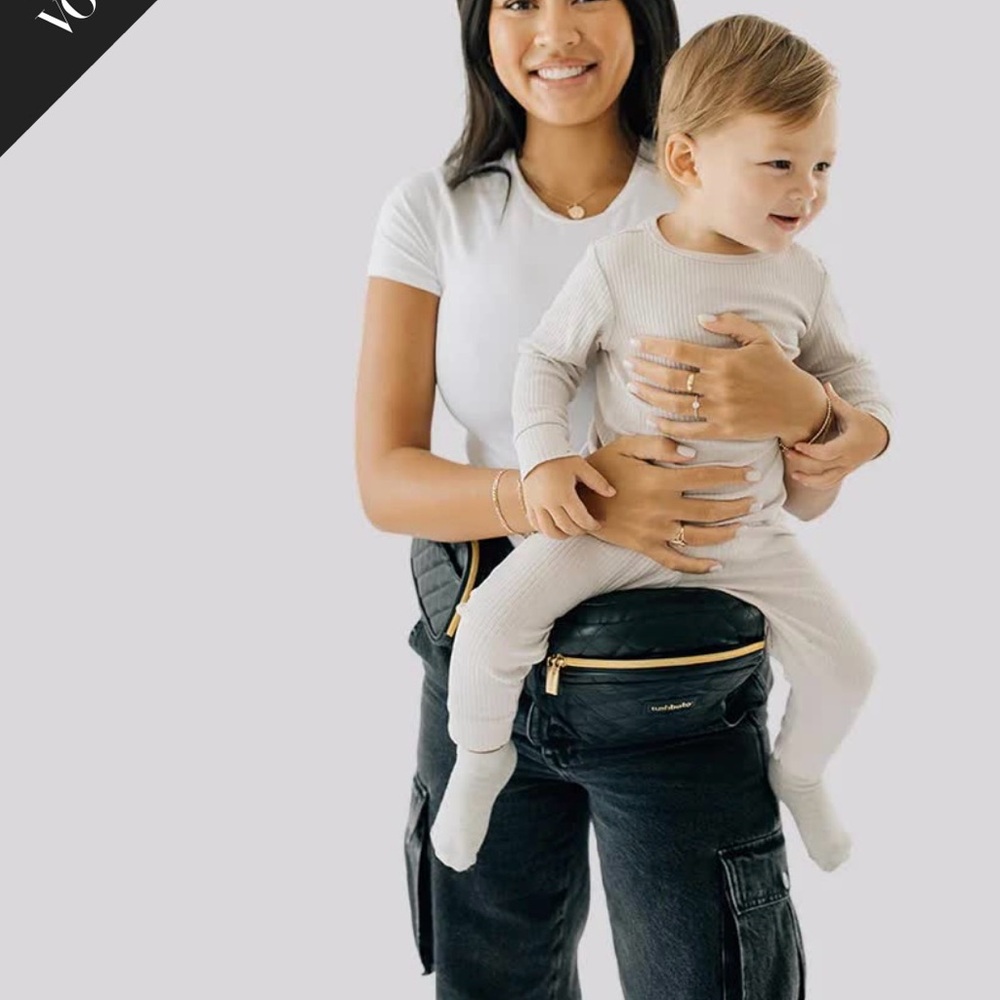 Vogue Black and Gold Bag Accessories